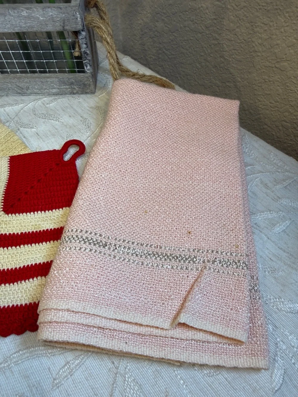 Vtg Lot 10 Crochet Pot Holders & Floral Guest Towels‎ Grape Cluster Mid Century